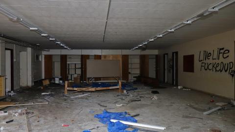 In The Glory Of God Nov '20 - DSC00085.JPG