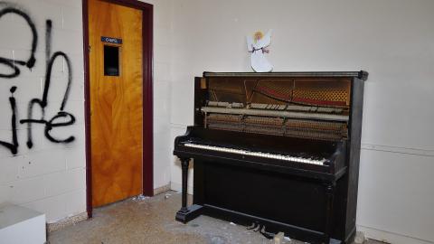 In The Glory Of God Nov '20 - DSC00099.JPG