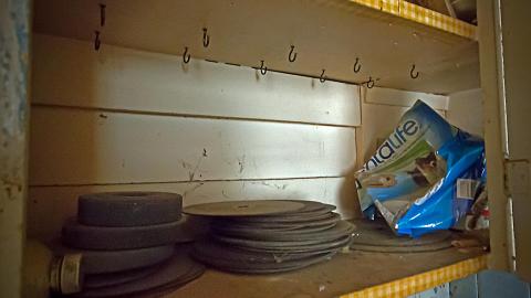 In the Dog House - IMG_0482q.jpg