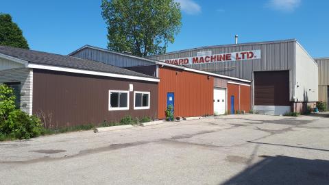 All the animals come to this Harvard - 20210524_161940.jpg