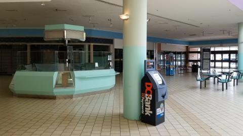 Dead Mall - October 2017 - 20171021_125707.jpg