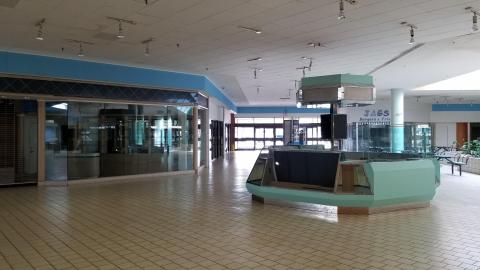 Dead Mall - October 2017 - 20171021_125744.jpg