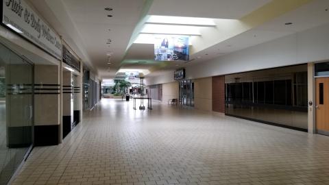 Dead Mall - October 2017 - 20171021_130128.jpg
