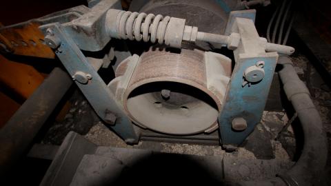 HIGHER Education - IMG_3182e.JPG