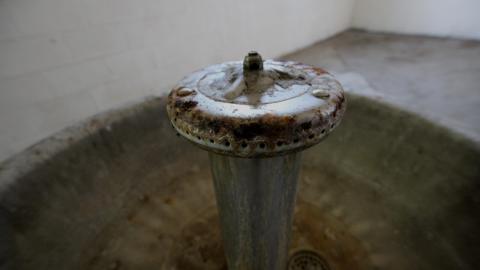 HIGHER Education - IMG_3123a.JPG