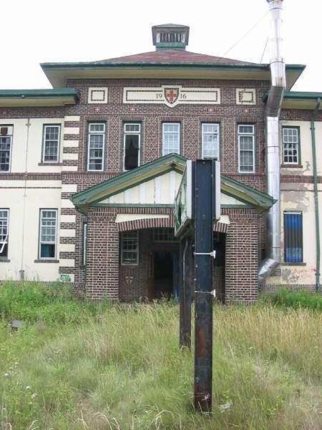 whitby - Whitby-Psychiatric-Hospital41.jpg