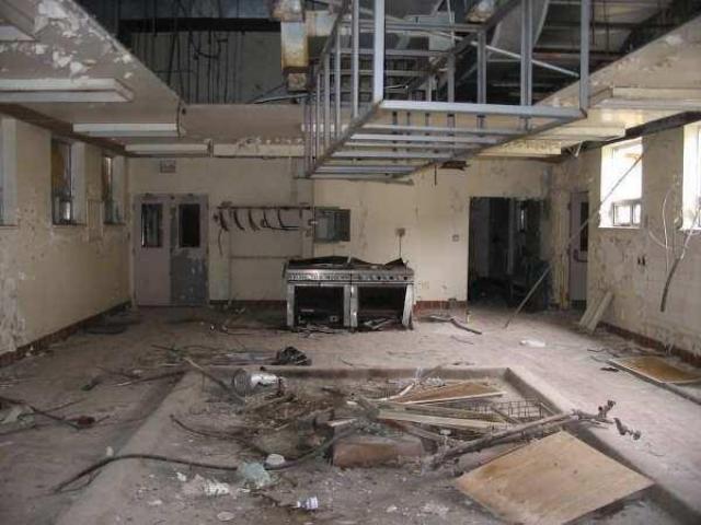 whitby - Whitby-Psychiatric-Hospital24.jpg