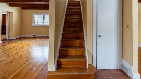 Jan 2021 - abandoned house in the woods (10 of 23).jpg