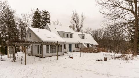 Jan 2021 - abandoned house in the woods (22 of 23).jpg