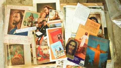 Summer 2012 - Almost an Abandoned Time Capsule House Urban Exploration-6.jpg