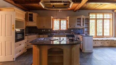 2019 - Abandoned Party Mansion Kitchen London Ontario-2.jpg