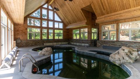 2019 - London Ontario Abandoned Mansion-3.jpg