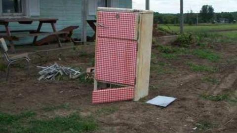 Inside - Abandoned-St.-Davids-House2.jpg