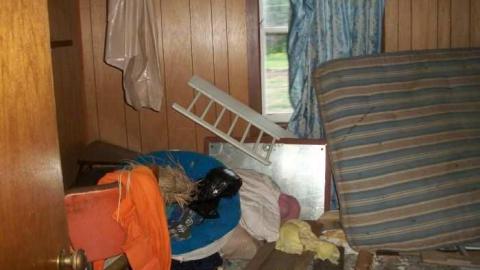 Inside - Abandoned-St.-Davids-House3.jpg