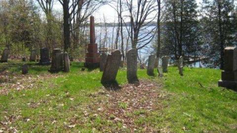 Fulford Pioneer Cemetery photo 4