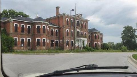 Century Manor Insane Asylum July 2021 - 219229115_512668426511903_4268738881470512136_n.jpg