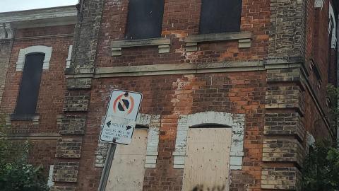 Century Manor Insane Asylum July 2021 - Snapchat-406383871.jpg