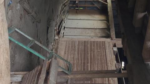 Abandoned Horse Barn July 2021 - Snapchat-2016733978.jpg