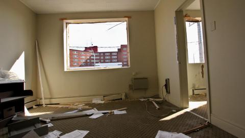 Less Windows Than I Recall....Oh Well.... - IMG_4029.JPG