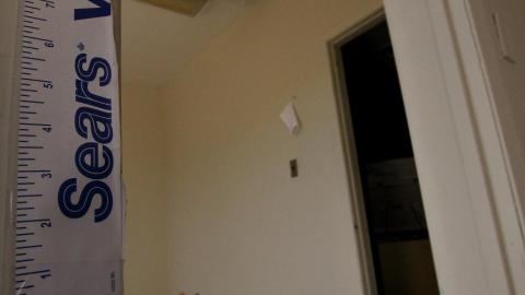 Less Windows Than I Recall....Oh Well.... - IMG_4033.JPG