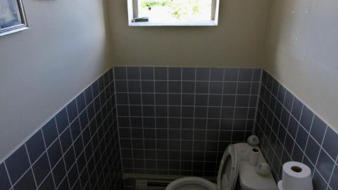 Less Windows Than I Recall....Oh Well.... - IMG_4049.JPG