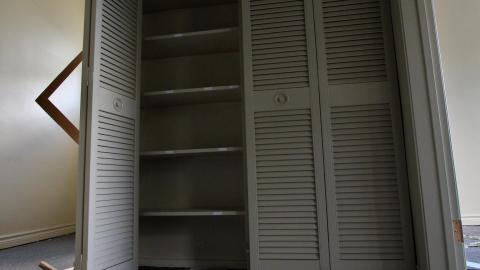 Less Windows Than I Recall....Oh Well.... - IMG_4058.JPG