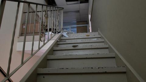 Less Windows Than I Recall....Oh Well.... - IMG_4072.JPG