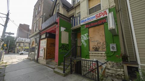 Sharp Objects - _DSC2561.jpg