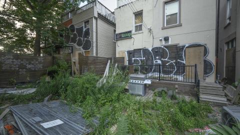 Sharp Objects - _DSC2564.jpg