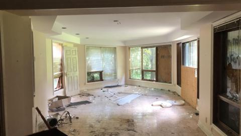 She’s trashed - 1542217F-0103-4D36-89EF-4707312CF954.jpeg