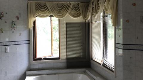 She’s trashed - 6B798240-C1F6-43B5-B56C-460911099999.jpeg