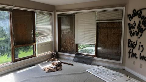 She’s trashed - AC6426EA-9584-488C-853E-4FFC775D7A66.jpeg