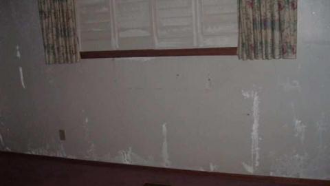 abandoned in Bondhead 2 - GEDC0159.jpg