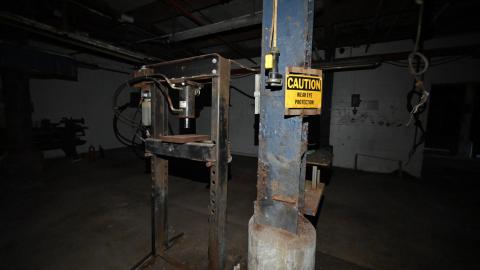 Basement 2021 - _DSC3840.JPG