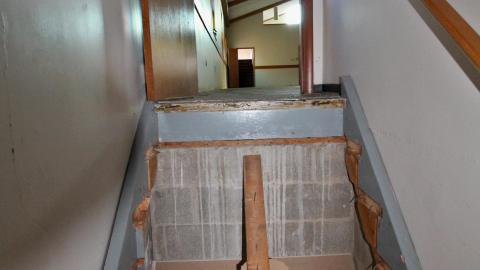 Hiding Behind Colored Glass - IMG_5098.JPG