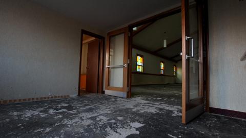 Hiding Behind Colored Glass - IMG_5108.JPG