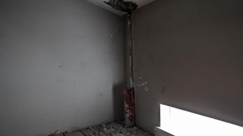 Hiding Behind Colored Glass - IMG_5120.JPG