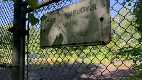 Cumis Abandoned Tennis Court - IMG_2873.JPG