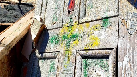 April 2021 - 20210402_212725.jpg