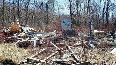 April 2021 - 20210402_212821.jpg