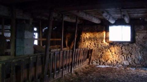 Steeles Farmhouse - 9b.jpg