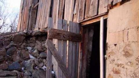 Steeles Farmhouse - 9c.jpg