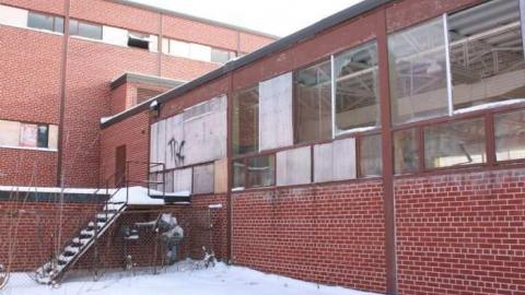 Right Side - Bowmanville-Senior-Public-School148.jpg