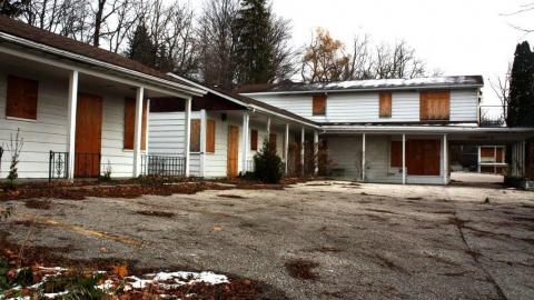 December 2015 - Barrie4.jpg