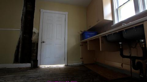 How To Secure A House - IMG_5662.JPG