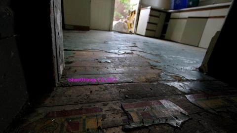 How NOT To Secure A House - IMG_5568.JPG