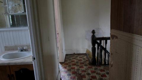 How NOT To Secure A House - IMG_5583.JPG