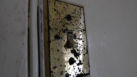 How NOT To Secure A House - IMG_5597.JPG