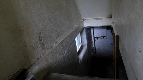 How NOT To Secure A House - IMG_5607.JPG