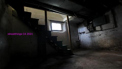 How NOT To Secure A House - IMG_5614.JPG